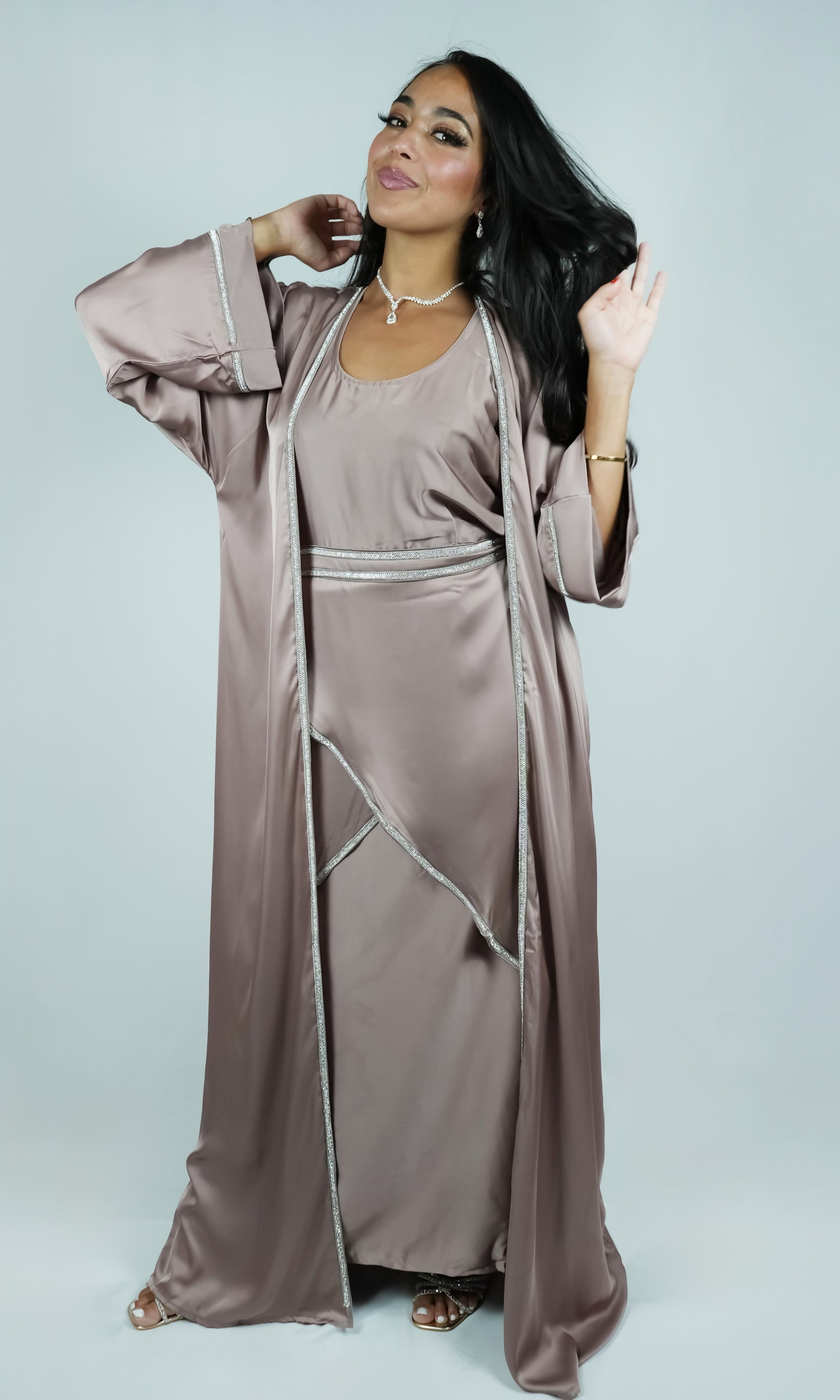 Abaya Satin Royale
