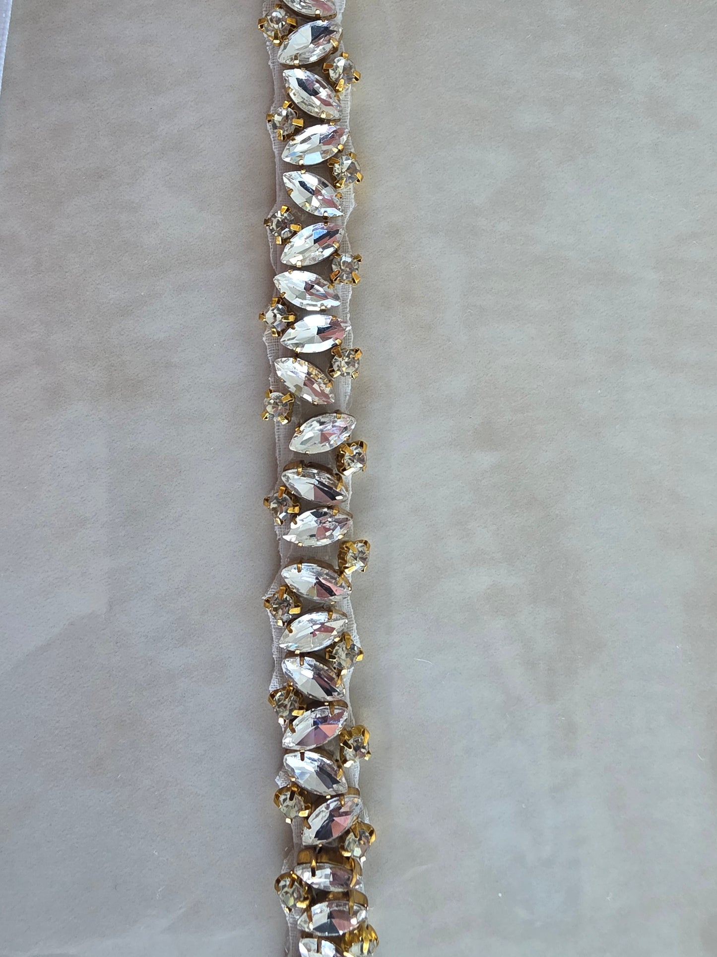 Ceinture bijou dorée – Raffinement éclatant pour vos abayas